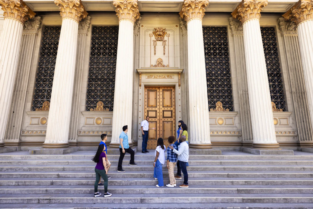 Warner Bros. Studio Tour Hollywood + La Brea Tar Pits Museum